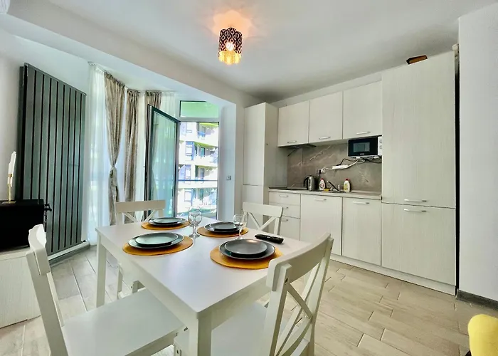 Allezzi Mamaia Nord Apartament