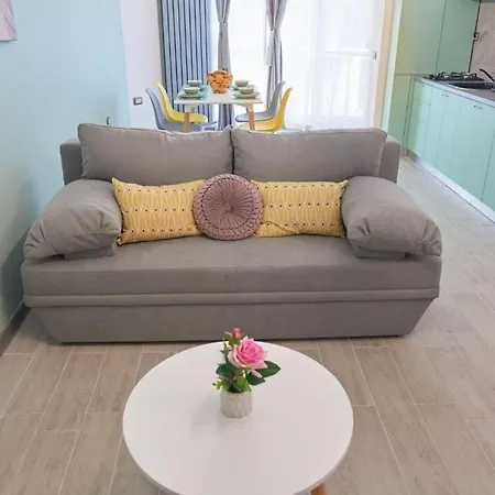 Allezzi Mamaia Nord Apartament *